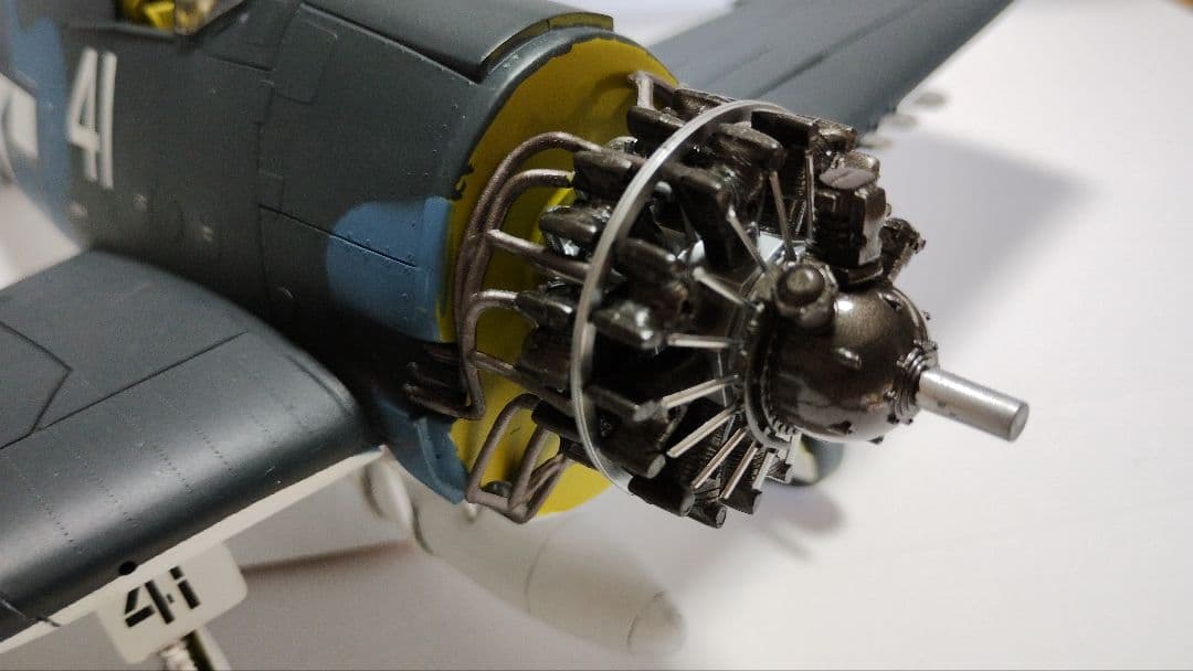 プラモデル完成機　1/32　F-6F-3/5HELLCAT