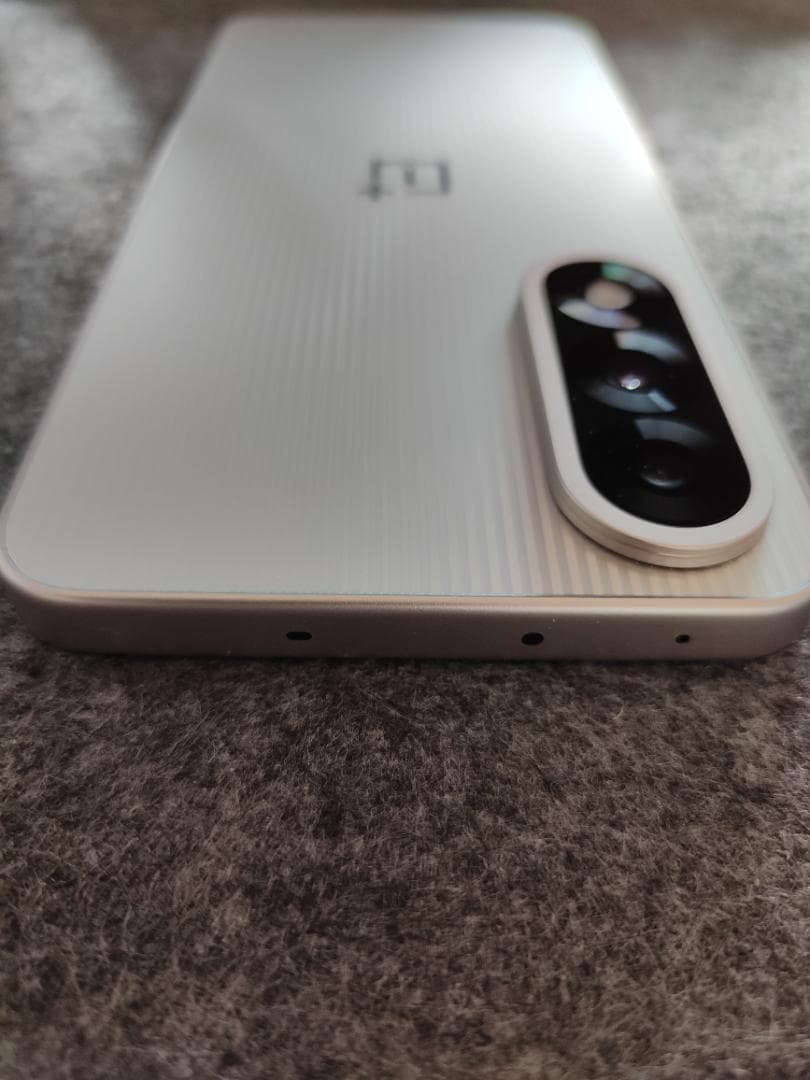 OnePlus Ace 5 ultra 12GB/256GB チタニウム