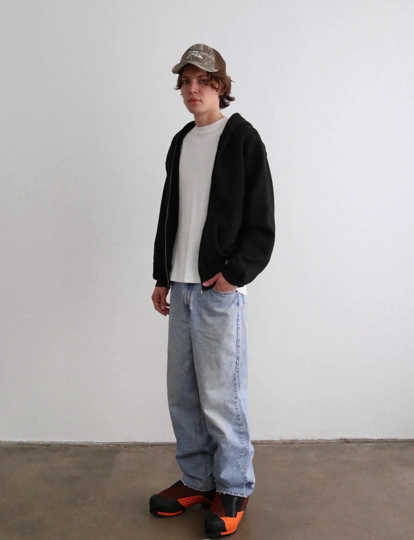 あ*ー様 akimbo zip up hoodie - black