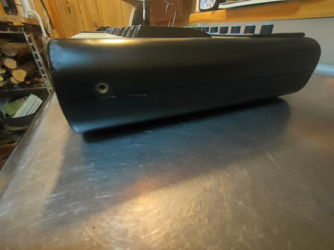 **Novation Bass Station - ヴィンテージ感溢れるアナロ…