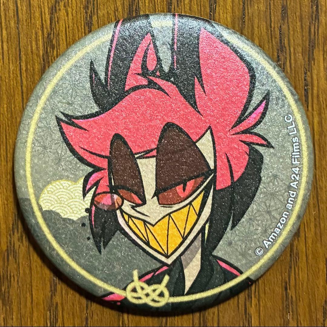 ハズビンホテルへようこそ 缶バッジ 和服 アラスター - メルカリ