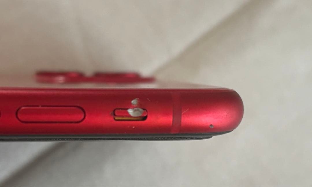 iPhone11 / 256GB / レッド