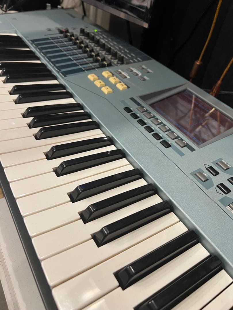 YAMAHA MOTIF XS7 76鍵 YAMAHA MOTIF XS7 シンセサイザー76鍵（純正ハードケース付）