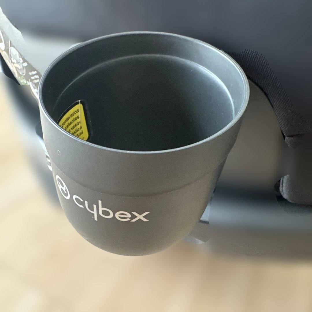 cybex ブラック チャイルドシート sirona s