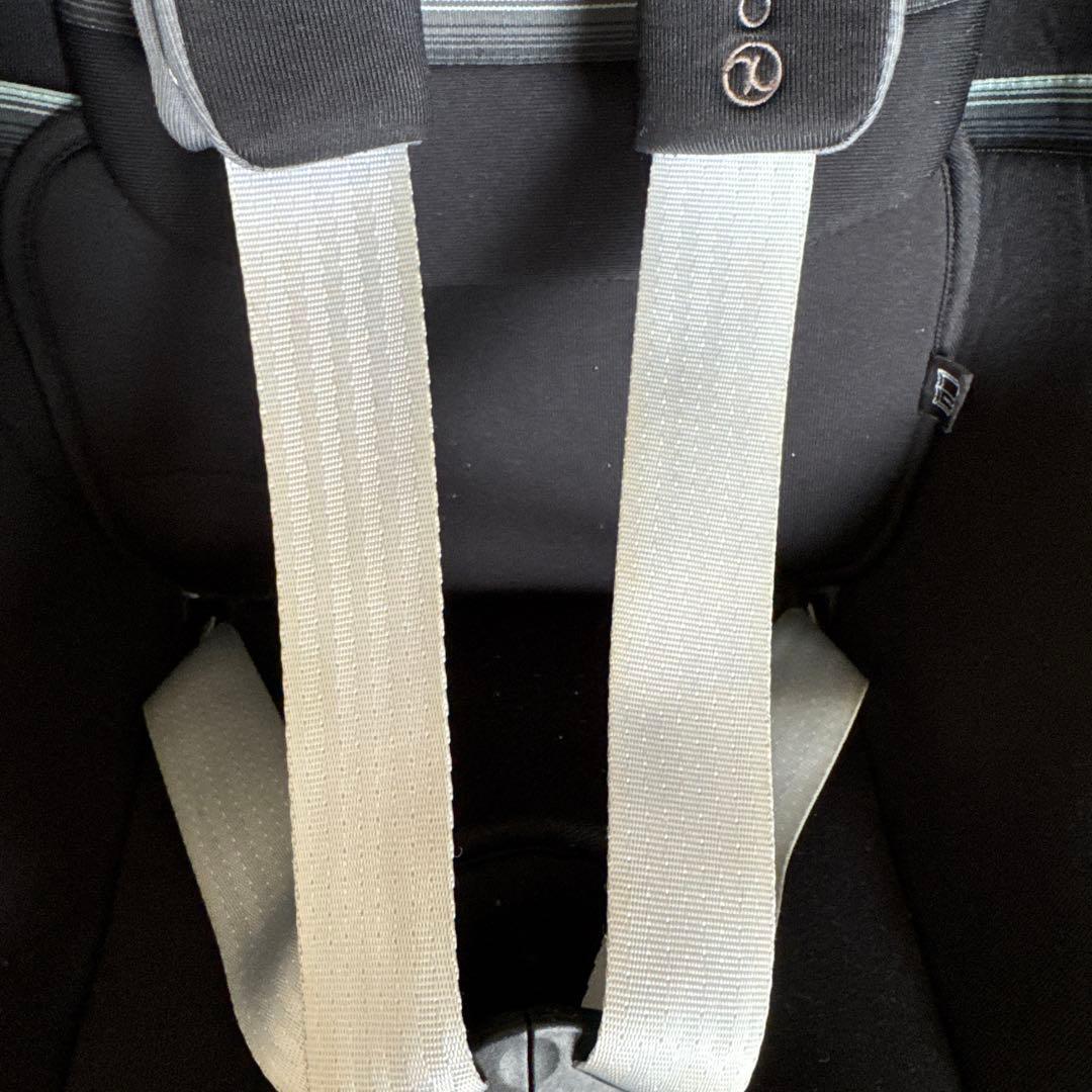 cybex ブラック チャイルドシート sirona s