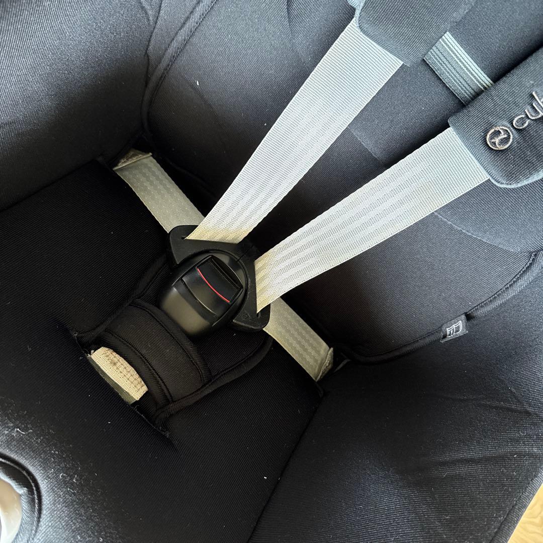 cybex ブラック チャイルドシート sirona s