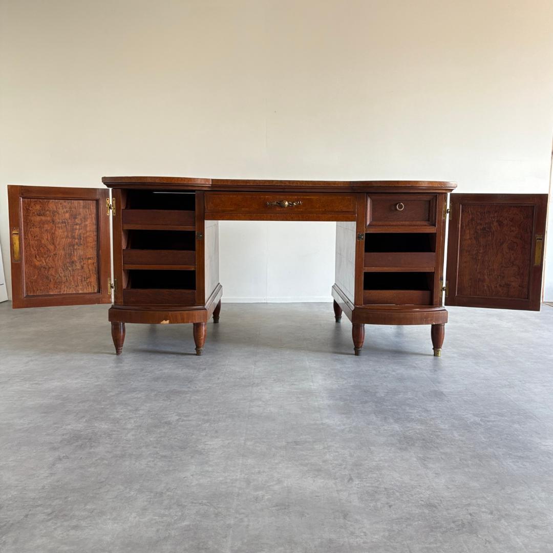 ロココ様式 ラグジュアリーデスク レザートップ＆真鍮装飾付き鍵付き