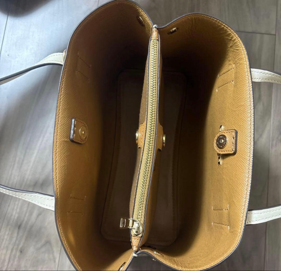 COACH ショルダーバッグ ベージュ ロゴプリント