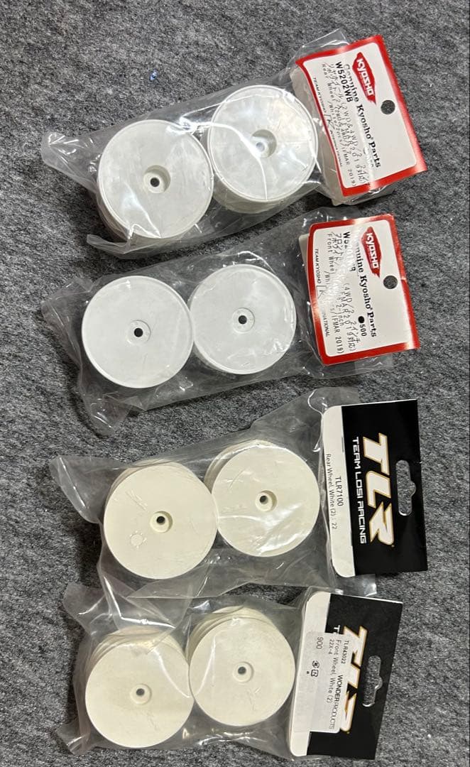 1/10 4WDバギータイヤいろいろ