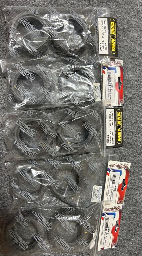 1/10 4WDバギータイヤいろいろ