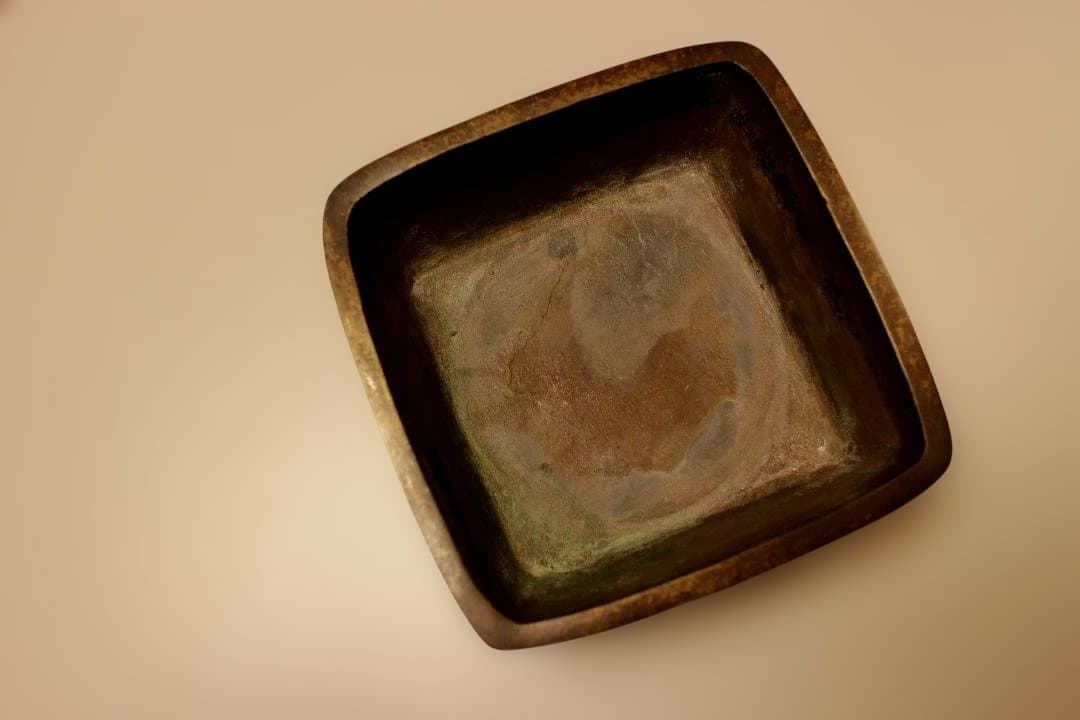 唐物　宣徳銅　宝雲銘 四方香炉 状態良好