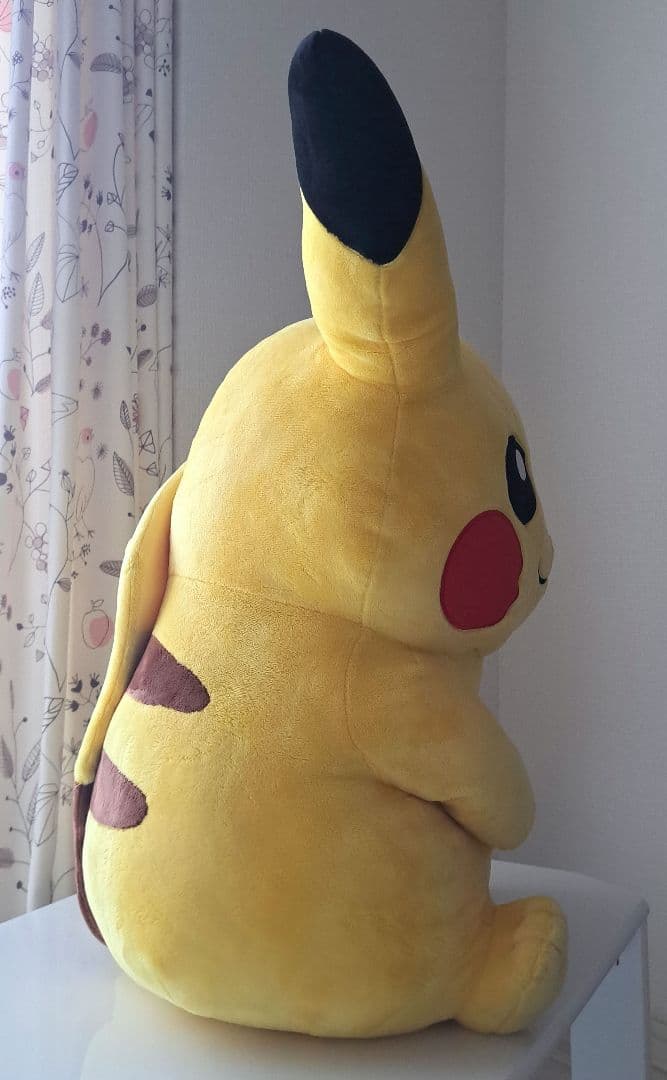 【ポケモンセンターオリジナル商品】2015年 ピカチュウ ぬいぐるみ 特大