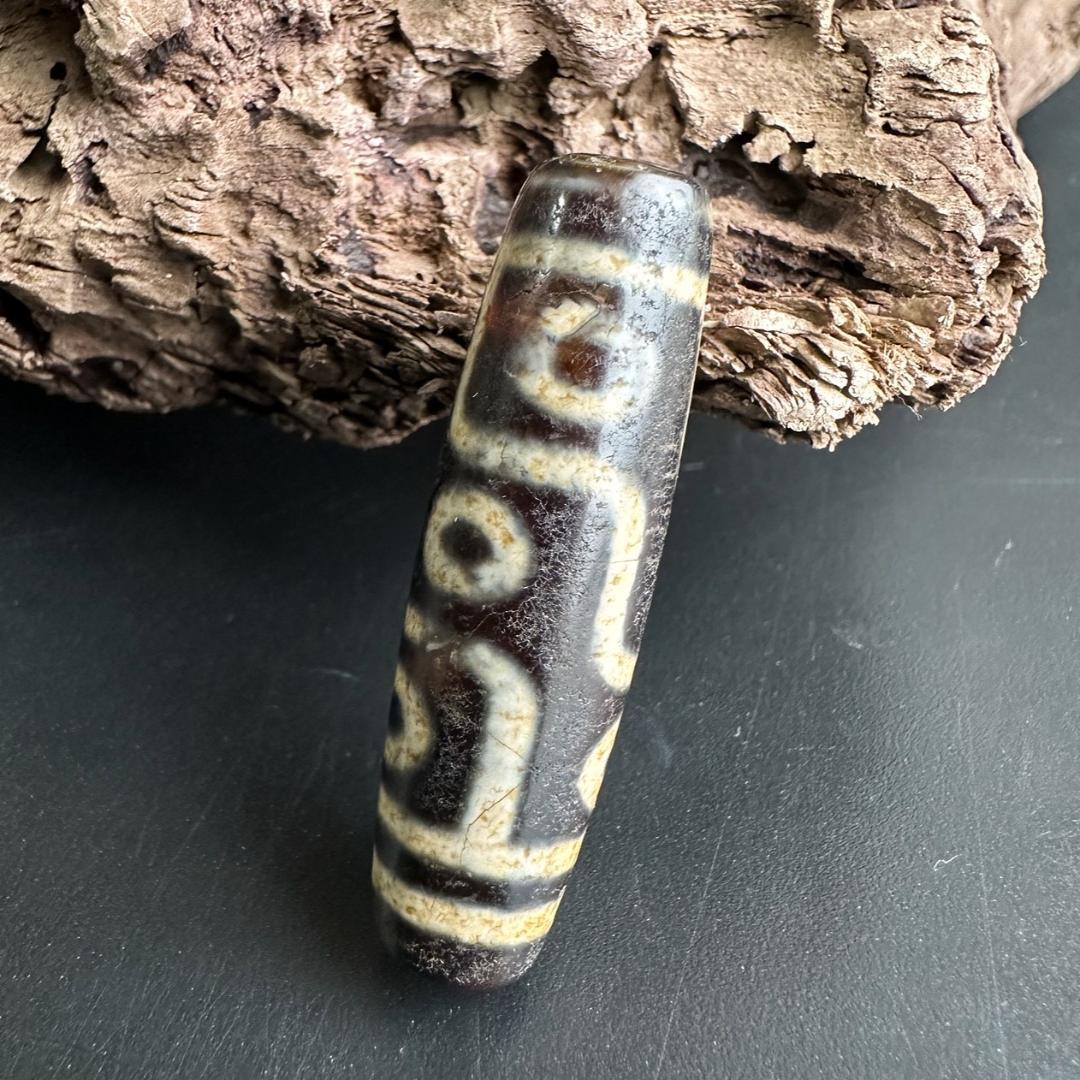 九眼老天珠 dzi 瑪瑙 チベタン/ジー ビーズ とんぼ玉 お守 9眼