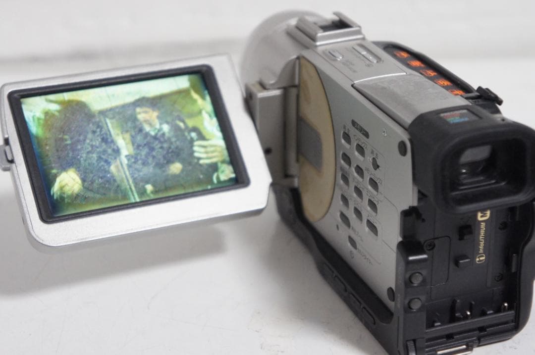 動作品★DCR-TRV20 SONY MiniDVビデオカメラ 1219