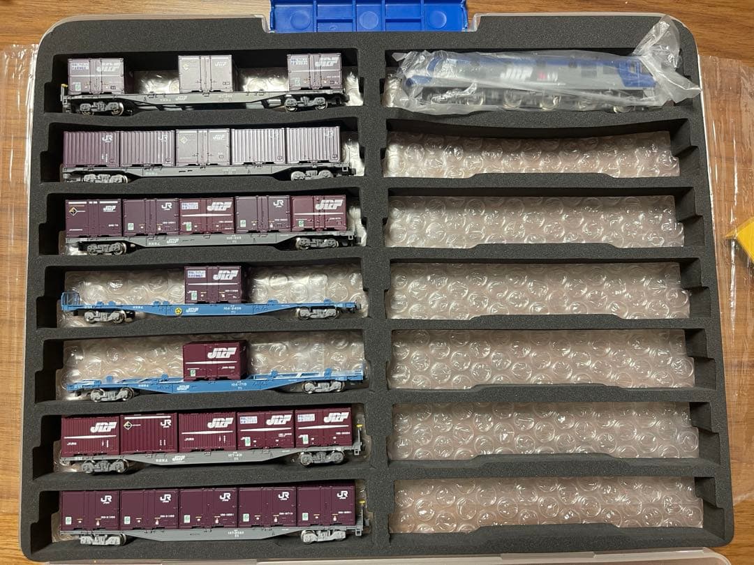 貨物列車 62レ EF210型機関車とコンテナ車両セット