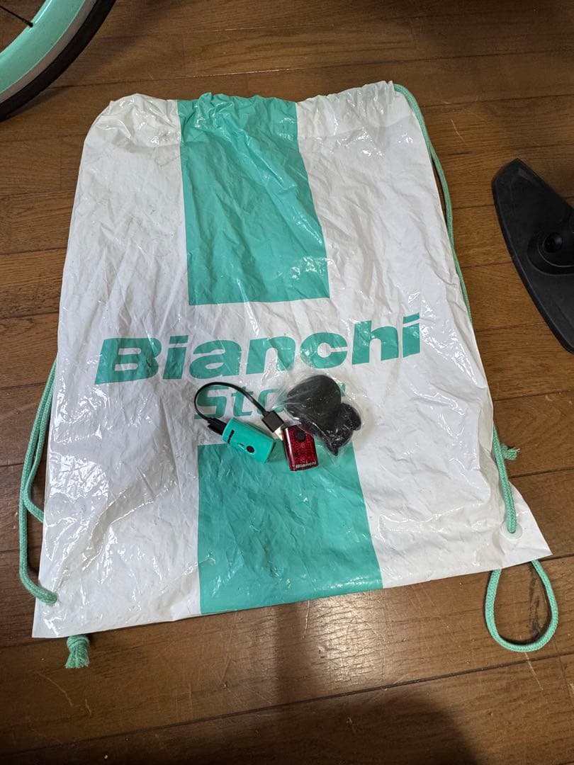 Bianchi クロスバイク　ローマ4 700 x 28C 60 50cm