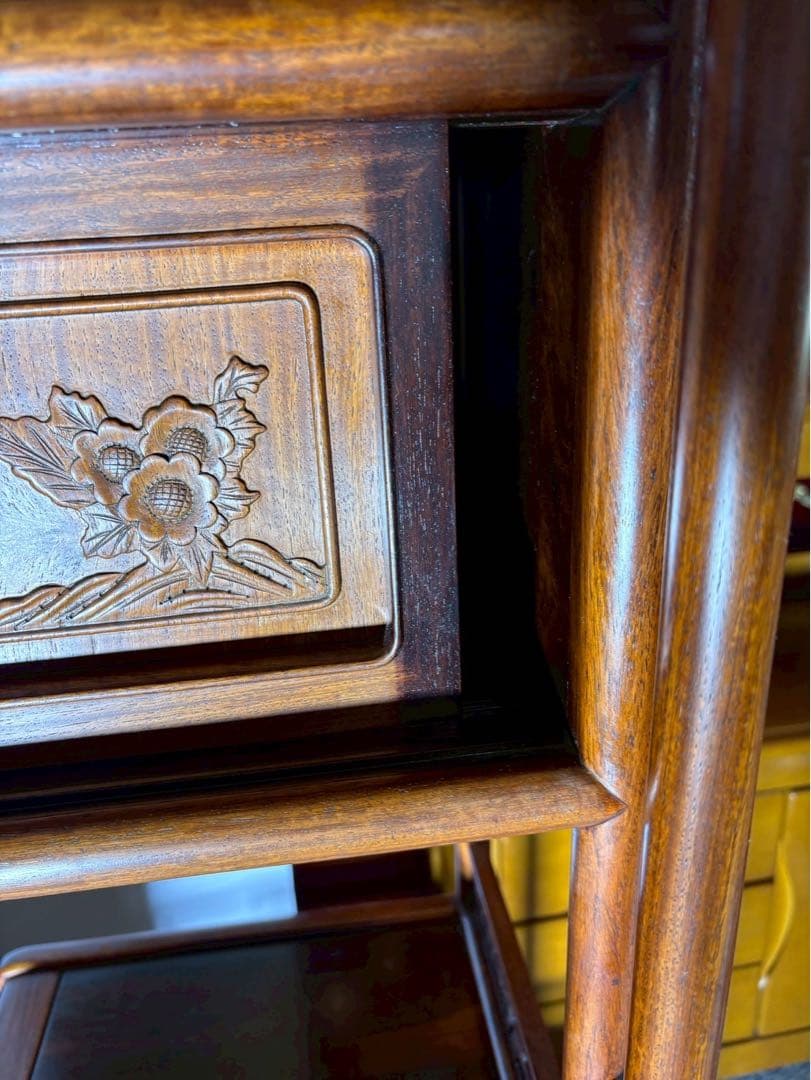 最高級 和家具 茶箪笥 飾り棚 彫刻入り 紫檀調 W90×H105cm
