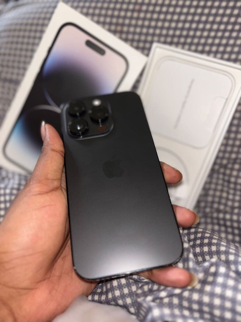 Apple iPhone 14 Pro 256GB スペースグレー