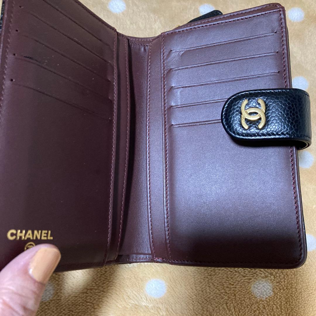 美品］CHANELマトラッセ タイムレスクラシック二つ折り財布 キャビアスキン