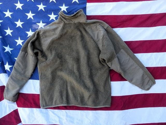 米軍実物 ポーラテックフリースジャケット L-R コヨーテ ECWCS 147