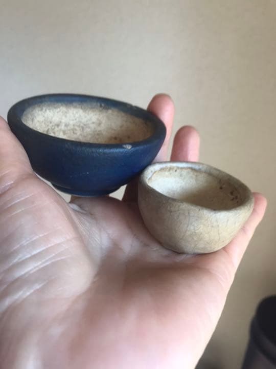 盆栽鉢　おまけ2個付時代名工常滑服部絵付け手捻りミニ盆栽鉢8x3.5cm服部3個