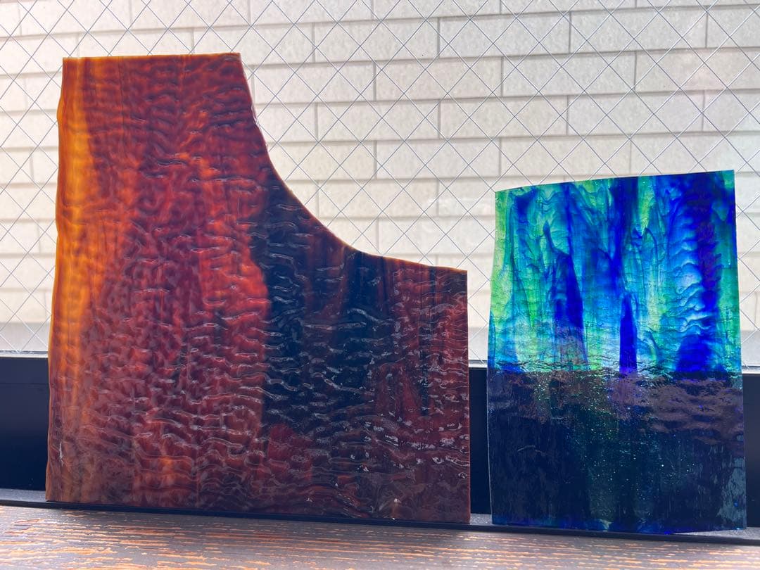 ①ステンドグラス板ガラスウロボロスヤカゲニブルザイ