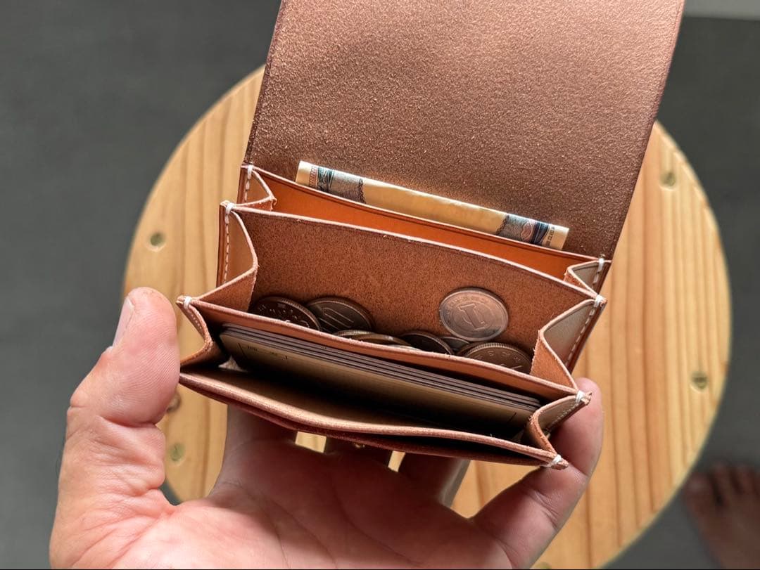 栃木レザー　折りたたみミニ財布