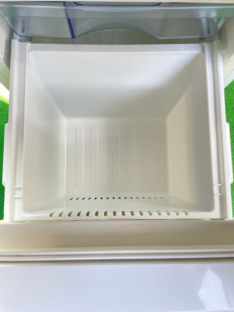 798 ハイアール おしゃれホワイト2ドア冷蔵庫 一人暮らし 単身 取説付き