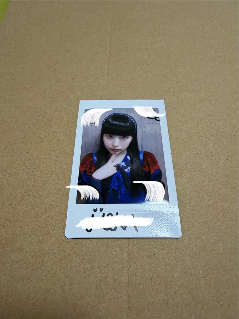 ファントムシータ 直筆サイン入りチェキ 百花 🖤 𝙋 𝙍 𝙀 𝙎 𝙀 𝙉 𝙏 𝐋𝐀𝐑𝐌𝐄 𝟎𝟔𝟑オフショット♱✮ 《 初