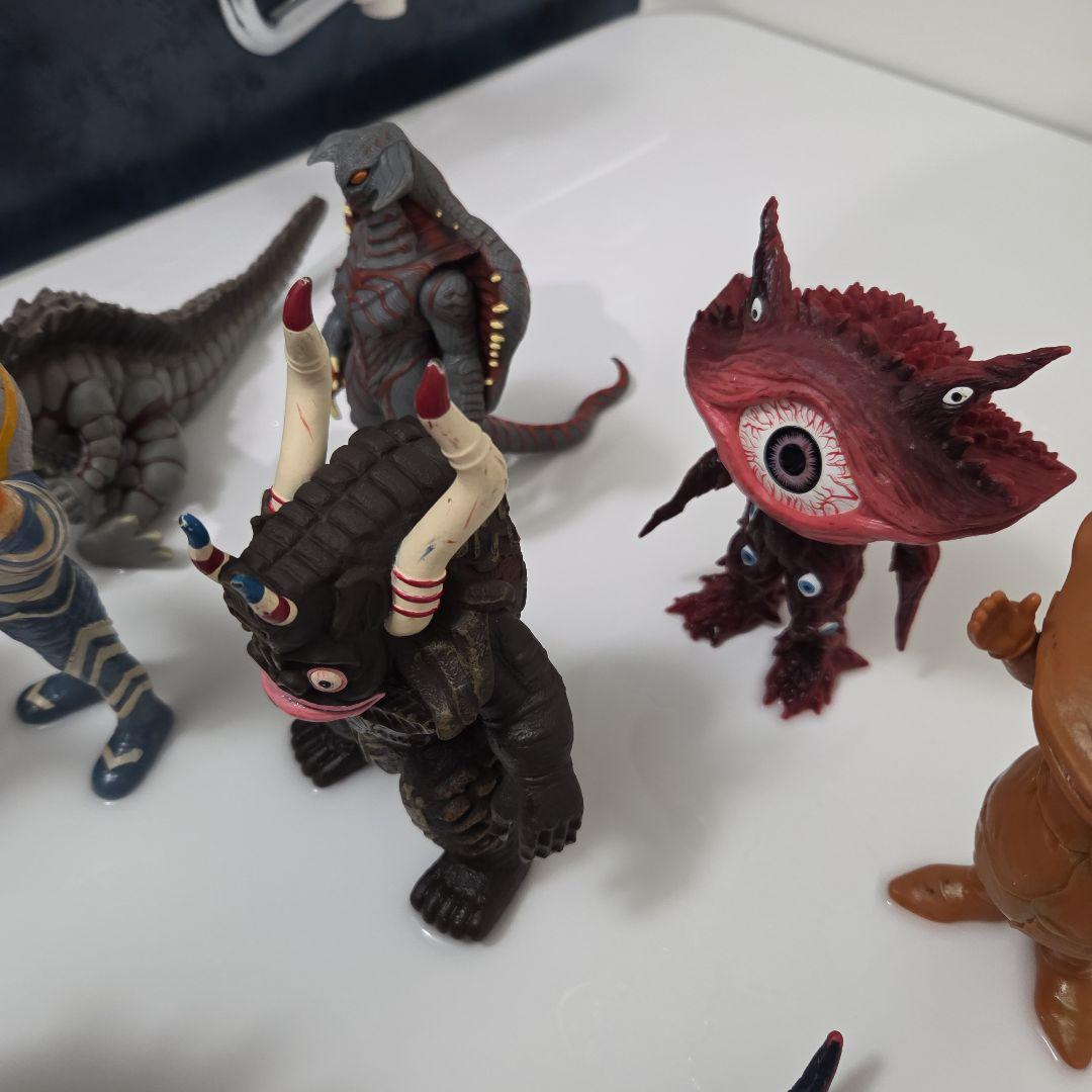 値下げしました。ウルトラマン怪獣フィギュア10体セット