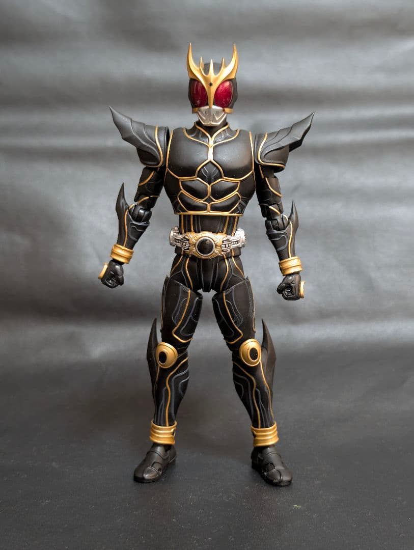 S.H.Figuarts真骨彫製法　仮面ライダークウガ　アルティメットフォーム