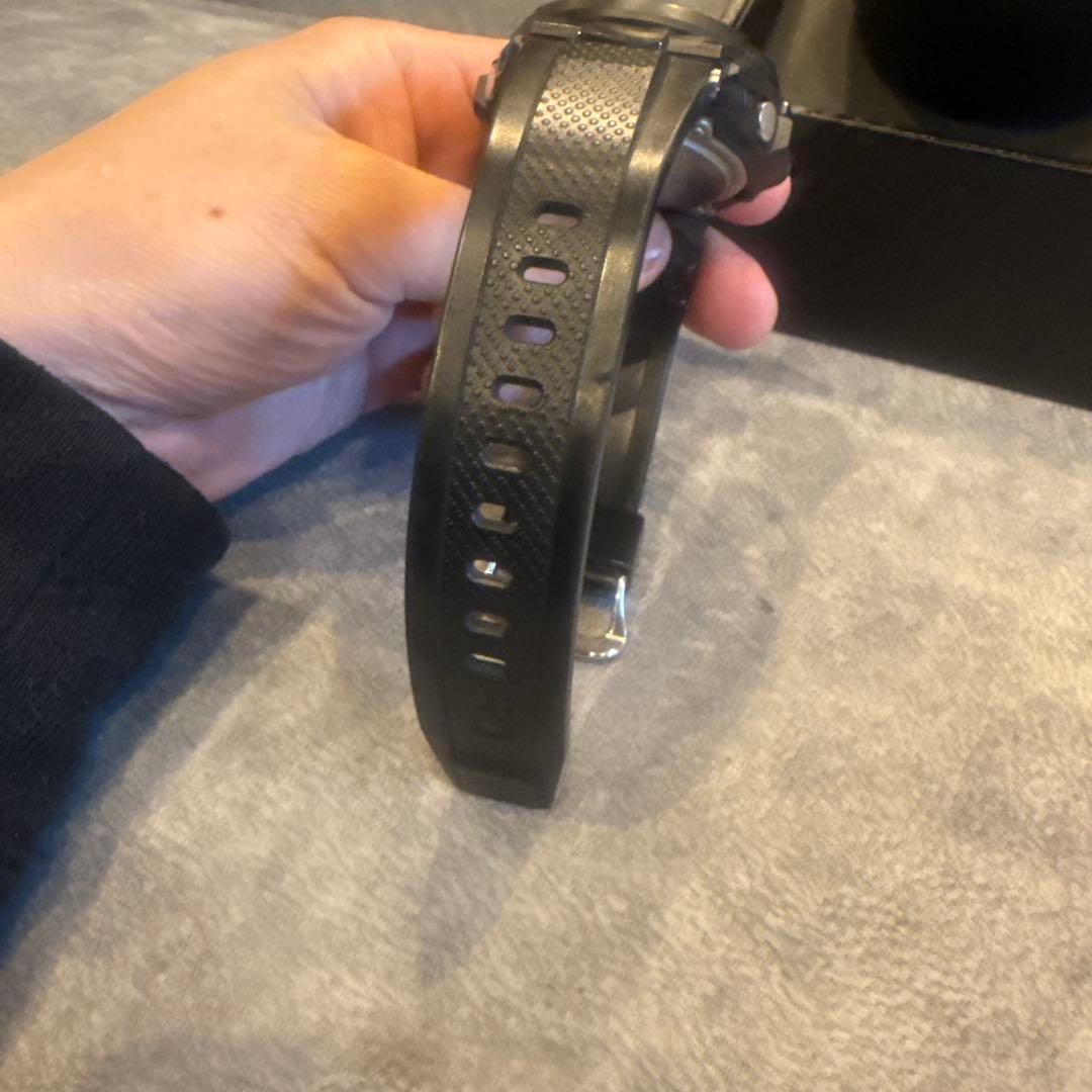 G-SHOCK GST-W100G ブラック