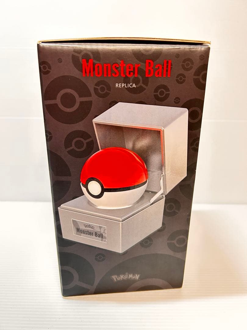 国内正規品　モンスターボールレプリカ