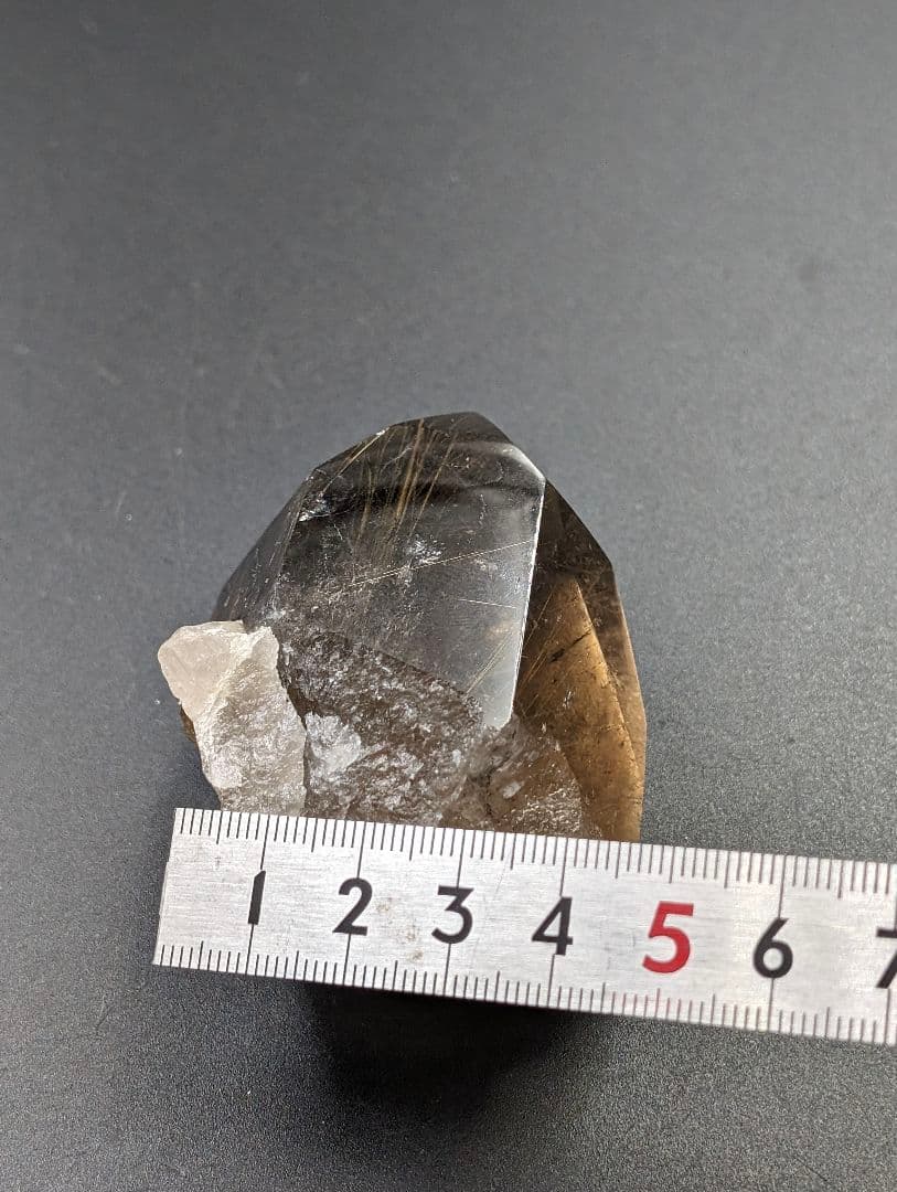 143g 大きめ ブラジル産 原石 ルチルにスモーキークォーツBH6