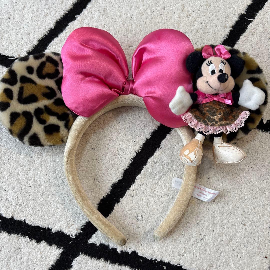 ミニーマウス ヒョウ柄カチューシャ - メルカリ
