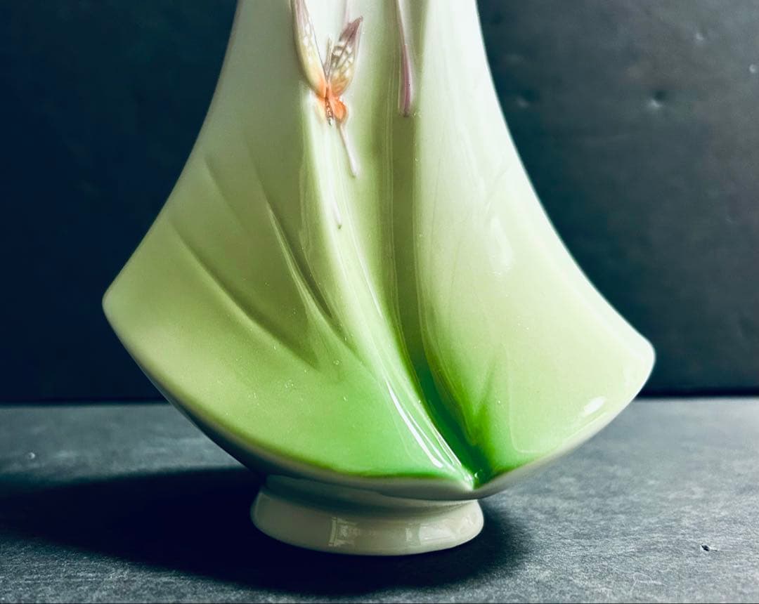 Franz San Franciscoフランツ　蝶々　花瓶