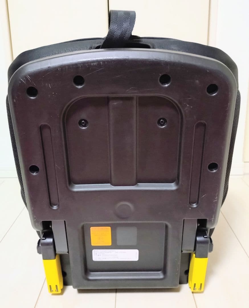 あじのひらき　Aprica フォームフィット ISOFIX