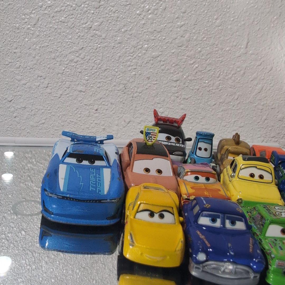 マテル社Disney Pixar ディズニー Cars カーズ ミニカー 13台