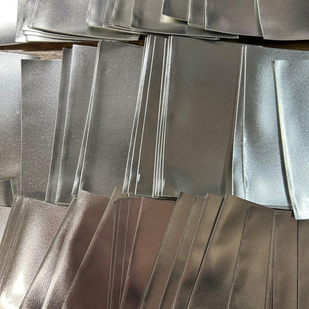 遊戯王　公式　スリーブ 72枚　初期ロゴ メタリックシルバー　未使用品