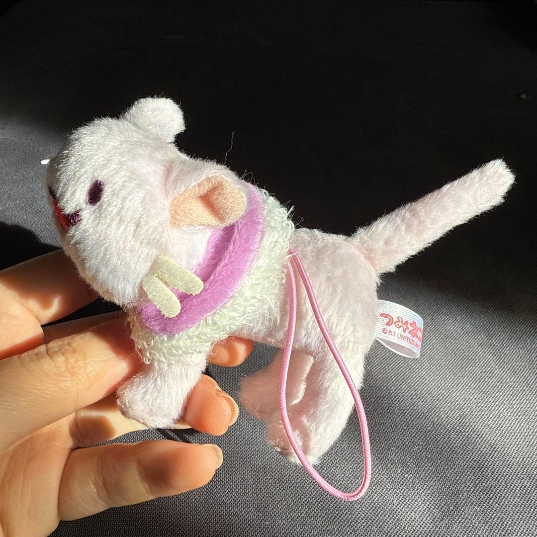つみネコ　猫のぬいぐるみ ストラップ付き