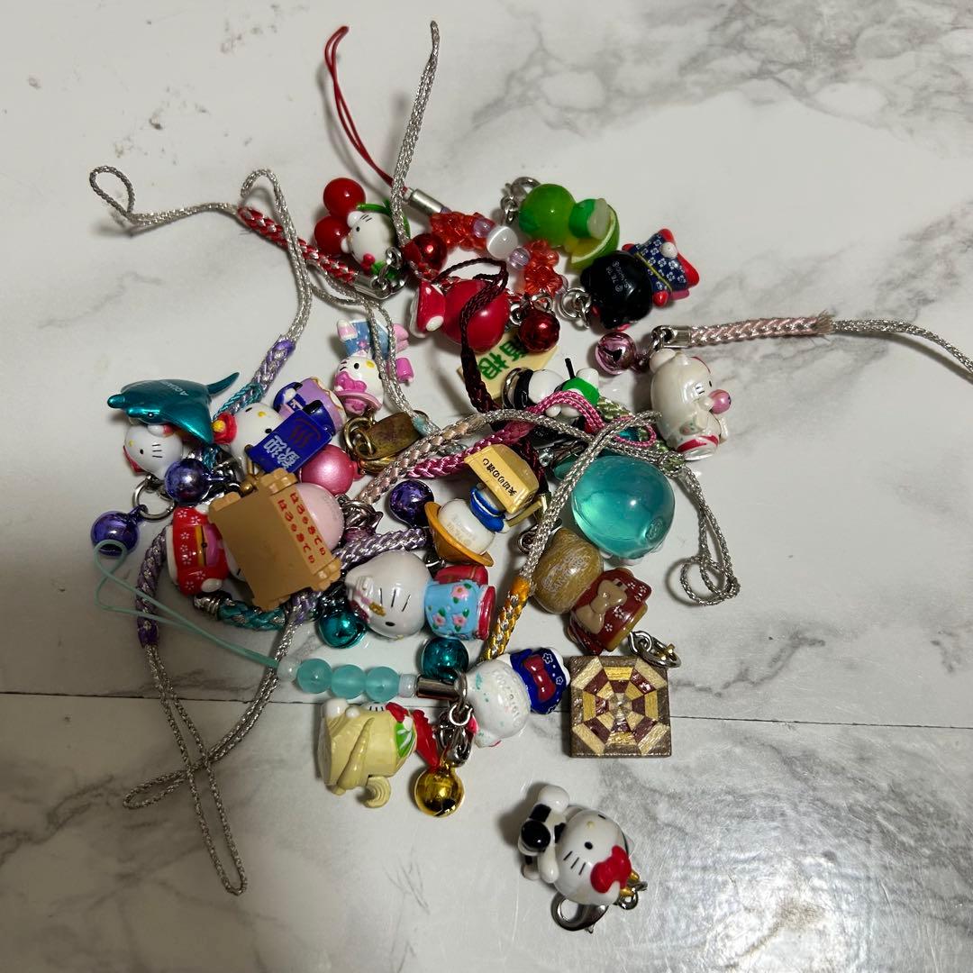 ご当地キティー ストラップ 18個まとめ売り ご当地ハローキティ 根付け