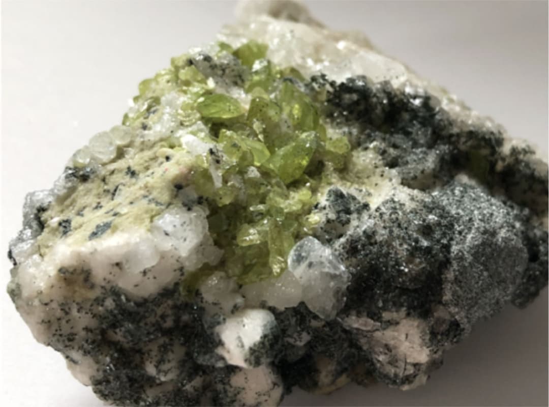 f042 希少石・スフェーン☆パキスタン☆