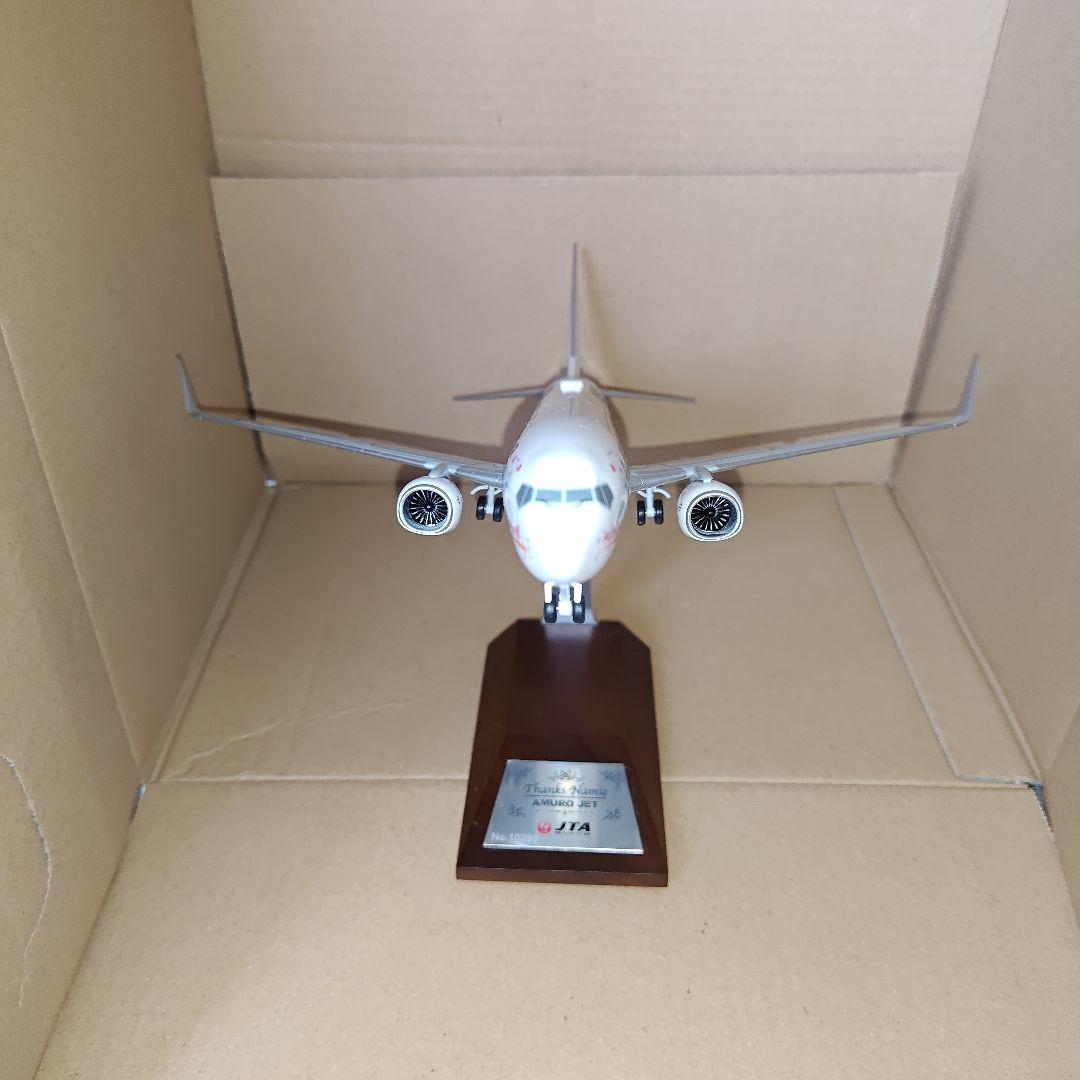 1/130 B737-800 JTA AMURO JET JALUX