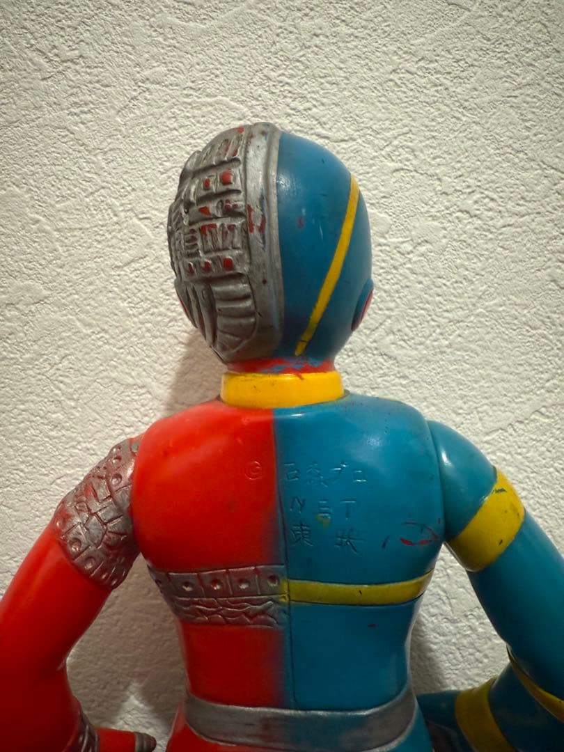 タカトクキカイダー当時ものソフビ赤目