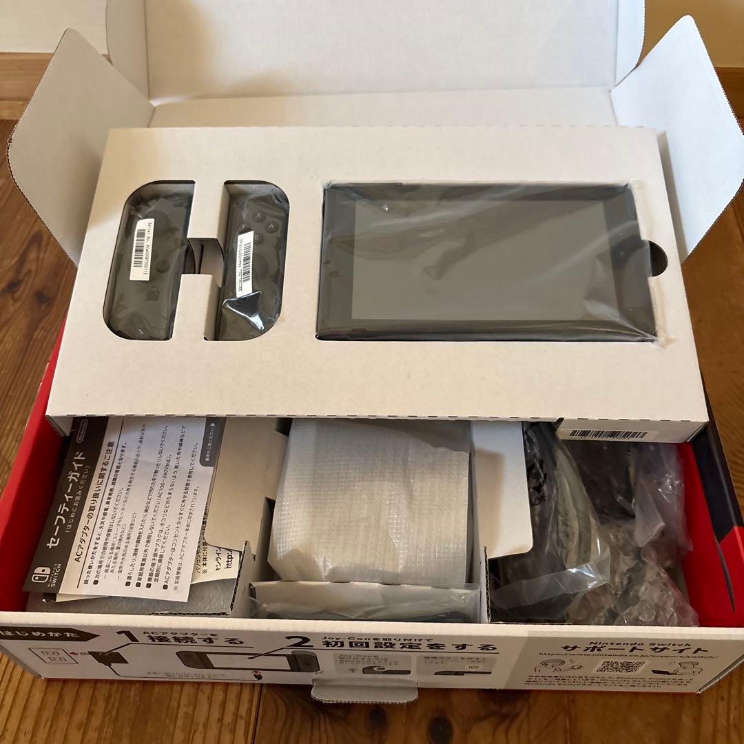 オ*オ様 Nintendo Switch グレー 本体 箱付き 抜け無し