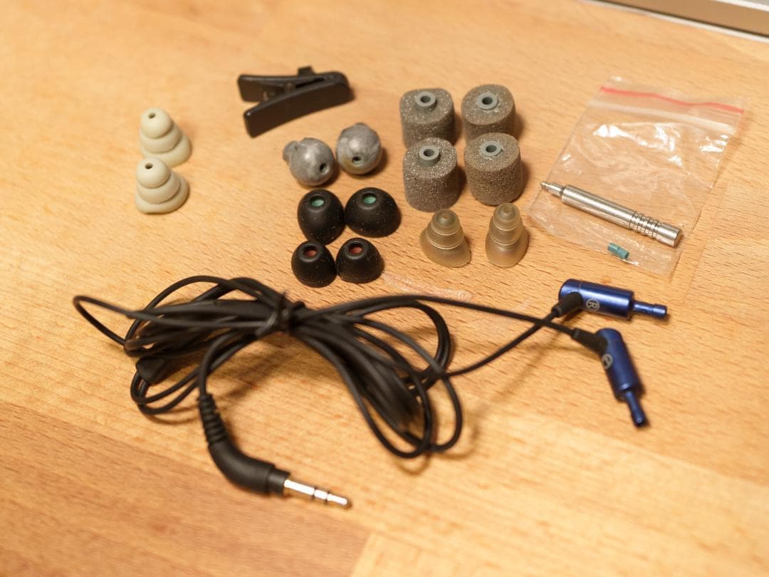 ETYMTOIC RESEARCH hf5 cobalt (カナル型イヤホン) ETYMTOIC RESEARCH hf5 cobalt (カナル型イヤホン)