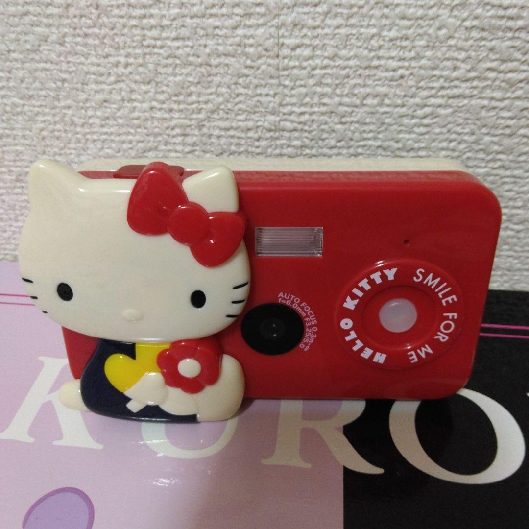 ハローキティ3点セット　デジタルウォッチ　デジタルカメラ　幻のブラウン管テレビ