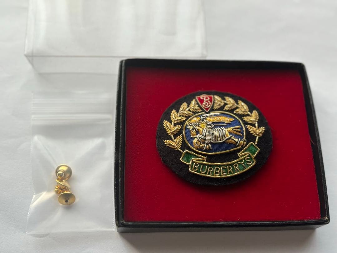 希少！☆Burberry☆バーバリー エンブレム ピンブローチ ビンテージ