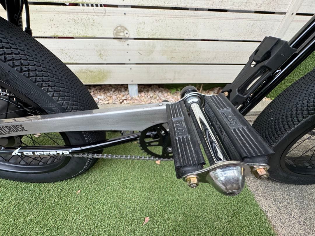 美品SUPER73 ZG MAD BOLT GARAGE特別仕様車