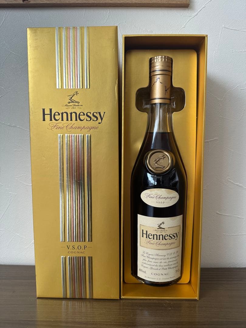 Hennessy VSOP コニャック 700ml hennessy-vsop-cognac__69623.